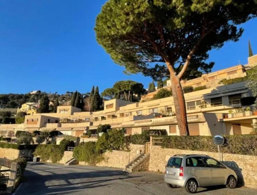 Ferienwohnung Al 37 Vista Mare E Colline Finale Ligure Exterior foto