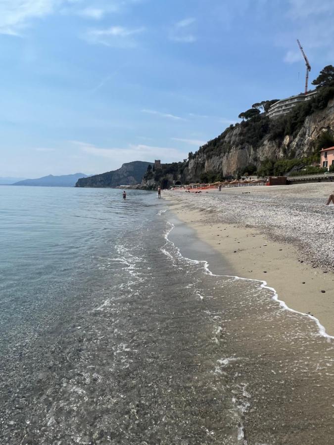 Ferienwohnung Al 37 Vista Mare E Colline Finale Ligure Exterior foto